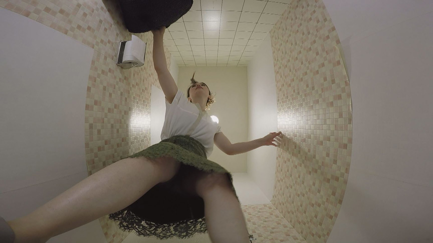 【peters-1728】- おしっこ顔面シャワー54人 和式トイレ盗撮